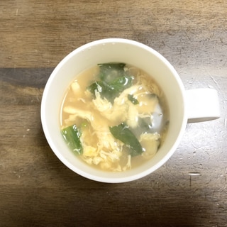 味噌汁レシピ　ほうれん草と卵の味噌汁